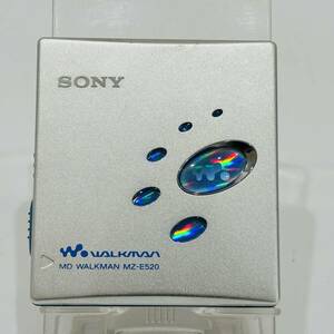 ●動作品 ソニー MZ-E520 MDウォークマン SONY ポータブル MDプレーヤー 音響機器 音楽 再生 持ち運び WALKMAN N653