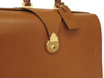 16043 美品 BURBERRY バーバリー 鍵付き ゴールド金具 本革 レザー ダレスバッグ ドクターズバッグ 書類鞄 ビジネスバッグ 鞄 茶系 メンズ_画像2