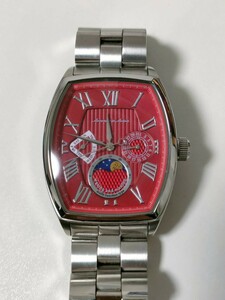 腕時計 クォーツ 赤文字盤 レッド ムーブメントインモーション ムーンフェイズ デイト トノー型 メンズ