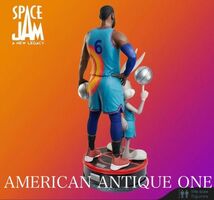 世界555体限定　スペース・ジャム レブロン・ジェームズ & バッグス・バニー 等身大フィギュア　ライセンス品_画像4