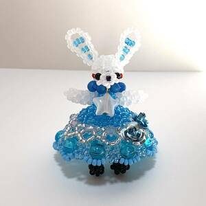 ブルードレスうさぎちゃん　ビーズドール　ビーズ細工　Amigurumi handmade beadsdoll ハンドメイド dress rabbit 