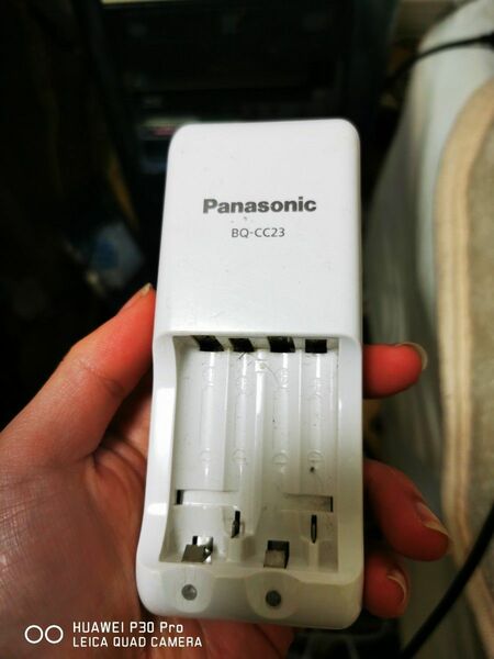 Panasonic ニッケル水素電池用充電器 LED改造品