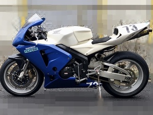 ホンダ CBR600RR(PC37) 2003-2004 レーサー ST600 Honda 前期 ブレンボブレーキマスター TSRバックステップ サンスター ARROW