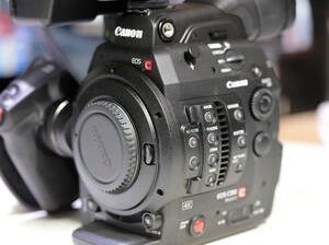 Canon EOS C300 Mark II 美品　レンズおまけ付き