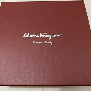 新品未使用 FERRAGAMO ハンドバッグ 