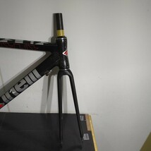 ES026.型番:cinelli. カーボンフレーム. carbon high pressure technology/onebyesu. カーボンフォーク. フレームセット. ジャンク.0228_画像5