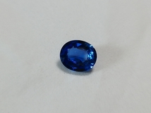 ハイグレード天然ロイヤルブルーサファイア 2.267 ct. ルース　8318_画像2