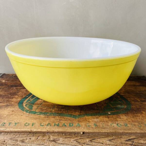 【1940s- USA vintage】PYREX MIXING BOWL イエロー