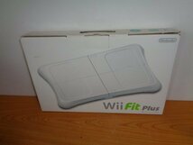 未使用品新品です。　Wiiフィット プラス バランスWiiボードセット_画像1