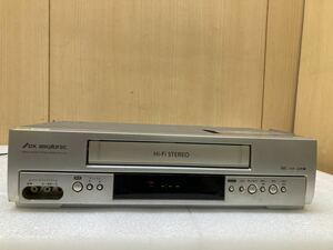 YK9761 DX BROADREC VHSビデオデッキ VTR-100 DXブロードテック 再生NG ジャンク品　0221