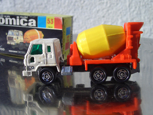 †TOMICA 70S 80S NISSAN DIESEL TRUCK V8 MIXER CAR 日産ディーゼル ミキサーカー 黒箱 デットストック MADE IN JAPAN 入手困難 レトロ♂