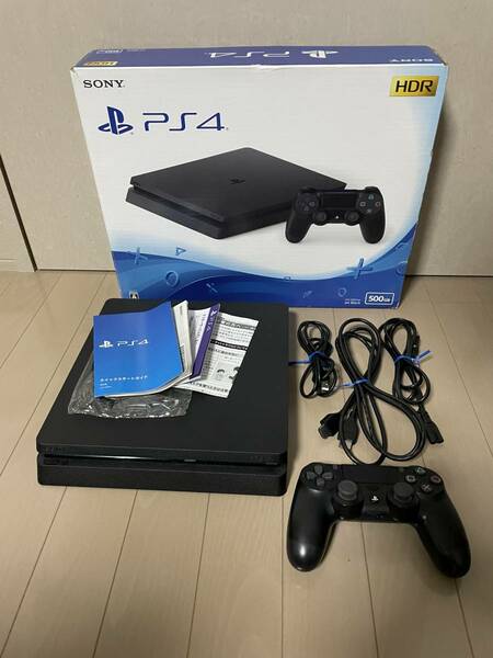 SONY ソニー　PlayStation 4 ジェットブラック　本体　PS4 CUH-2200A 500GB 中古品
