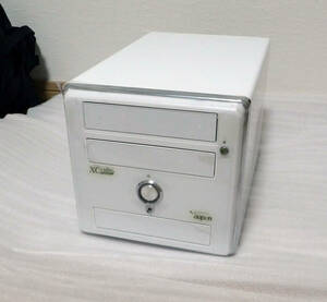 自作PC / Pentium 4 / HDD200GB /メモリ1.5GB / DVD / XC Cube / Win XP