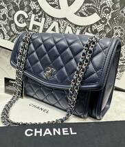 ◆◇ ほぼ未使用 シャネル ★ CHANEL デカマトラッセ 30 ヴィンテージ マトラッセ ダブルチェーン デカマト ネイビー × シルバー 573 ◇◆_画像1