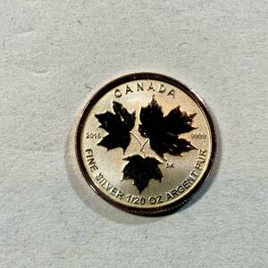 CANADA　2016 　エリザベス女王2世　1ドル銀貨 FINE SILVER 1/20 oz ケース付き　no.50