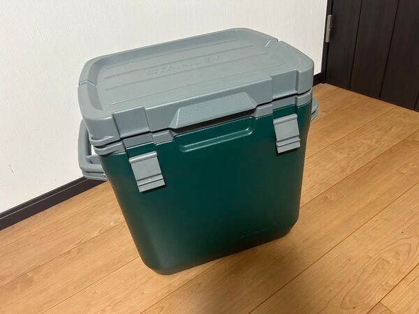 スタンレー STANLEY クーラーボックス