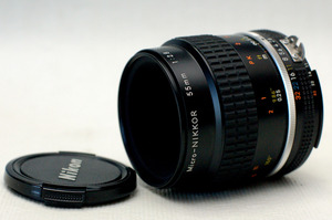 （綺麗）Nikon ニコン 純正 Micro-NIKKOR 55mm 高級マクロレンズ1:2.8 (Ai) 希少・良好品