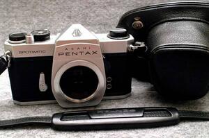 （綺麗）PENTAX ペンタックス M42マウント専用 昔の一眼レフカメラSPボディ + （純正ケース付） 希少な作動品（腐食なし）