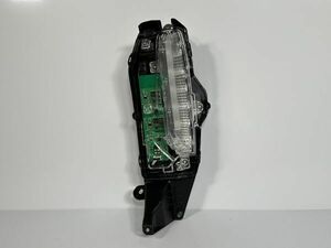 美品/破損キズなし/低走行 ヤリスクロス HV MXPB10 MXPB15 MXPJ10 MXPJ15 純正 左デイライト Assy LED 81440-52050 52-328 E1 管理22110