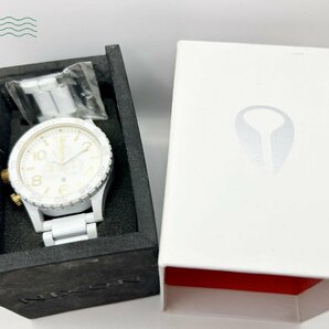 2402415226 ◇ NIXON ニクソン THE 51-30 クロノグラフ 白文字盤 ホワイト ゴールド デイト 箱付き メンズ QUARTZ QZ 腕時計 中古の画像10