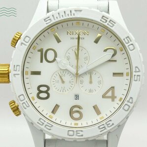 2402415226 ◇ NIXON ニクソン THE 51-30 クロノグラフ 白文字盤 ホワイト ゴールド デイト 箱付き メンズ QUARTZ QZ 腕時計 中古の画像3