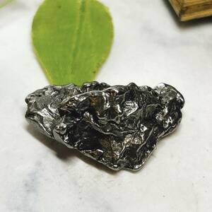 [E8617] can po* Dell * Cielo meteorite meteorite . iron meteor light natural stone Power Stone can po