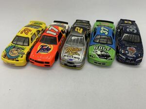 nascar1/64 ナースカーミニカー　フォード　シボレー　ポンティアック　CAR NO 2・17・29・36・37 アクション製　5台