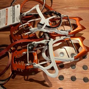 ★PETZL★ ペツル★ レオパード★ フレックスロック (FL)★新品★アイゼン★