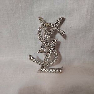 NR839 ラインストーン ブローチ アクセサリー イヴサンローラン YVES SAINT LAURENT シルバー YSL 