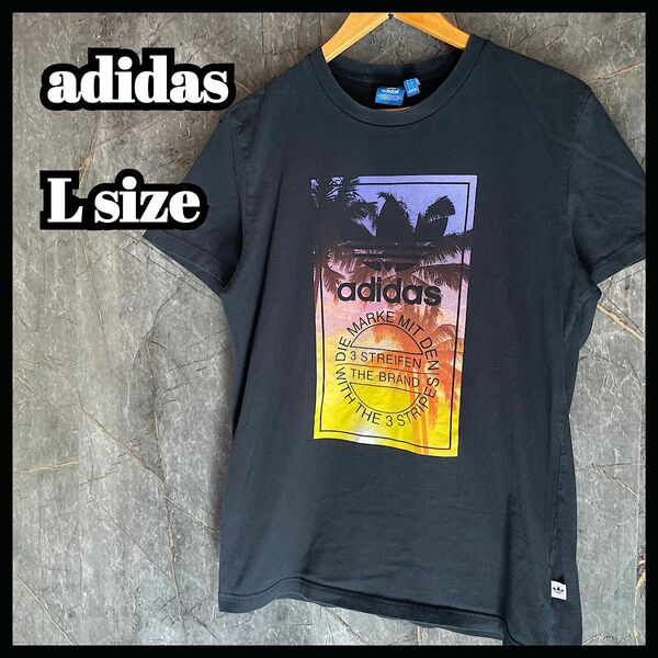 adidas アディダス　古着　Tシャツ プリント