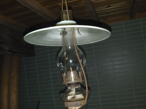 古い　吊りランプ　灯油ランプ　稼動確認済