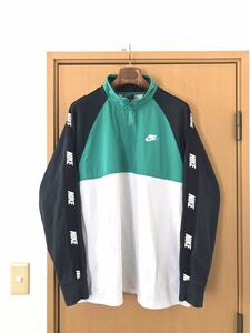 海外輸入古着☆NIKE☆トラックジャケット☆防寒防風パネル切替/クラシックショルダーライン