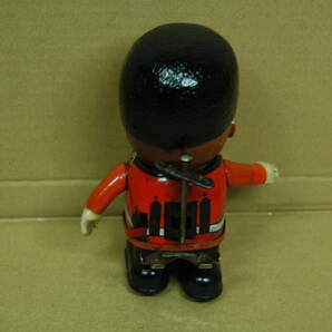 兵隊ノコノコ人形 高さ１３センチ横１０センチ 電池駆動テスト済 アンティ－ク ビンティジ  の画像4