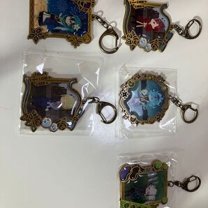 ツイステ メモリアルメタルチャーム