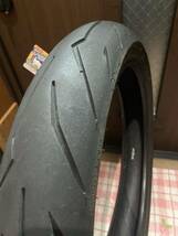 中古MCタイヤ 2021年製造 PIRELLI ROSSO SPORT 110/70-17 ピレリ ロッソ スポーツ 110 70 17 3621 K4605_画像2