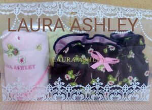 LAURA ASHLEY　ポーチ　ハンカチセット　ローラーアシュレイ　未使用　タグつき