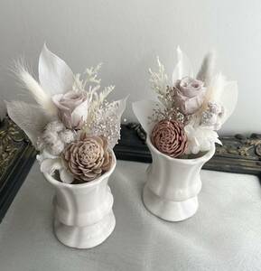 preserved flower * Mini bouquet against antique white *. flower for pets also *