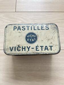 フランス　蚤の市　ブロカント　ボタン　缶　Vichy アンティーク