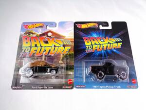 ホットウィール　Hot Wheels　Ford Super De Luxe/1987 Toyota Pickup Truck　フォード ピックアップ　バックトゥザフューチャー 2台セット