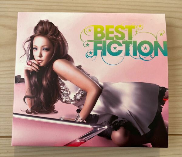 安室奈美恵　BEST FICTION (DVD付)