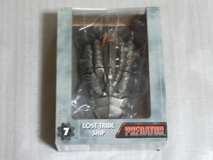 cinemachines Last Tribe Ship ( Predator 2 ) size approximately 15cm box unopened box scratch equipped 