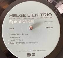 ヘルゲ・リエン Helge Lien Trio / スパイラル・サークル Spiral Circle 国内盤 (帯付)　アナログ　レコード_画像4