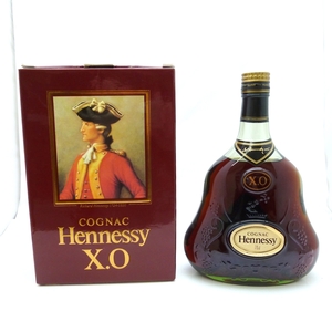 A24-190【未開栓】Hennessy ヘネシー XO　COGNAC コニャック　700ml　40％　金キャップ　グリーンボトル　ブランデー　古酒　箱つき