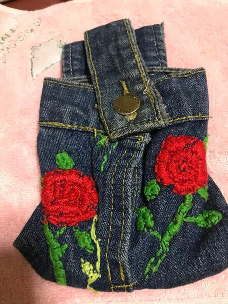 デニム　ハンドメイド　携帯ケース　タバコケース　薔薇の刺繍