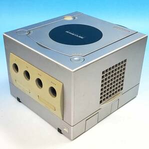 任天堂 ゲームキューブ 本体 DOL-001/コントローラー DOL-003/アダプター/AVケーブル/ソフト WAVERACE BLUESTORM/メモリーカード まとめての画像2