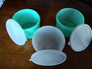 ★ 　値下げ　タッパ－ウエア－　Tupperware　大きめ深型３点セット　★