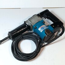 動作良好！中古品 マキタ makita 100V 電動ケレン HK1810 本体のみ ビット付_画像1