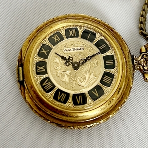 【WALTHAM POCKET WATCH】ウォルサム アンティーク 婦人用懐中時計 17石  33.8mm 金色文字盤 ヴィンテージ ハンターケースの画像1