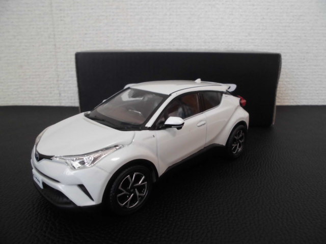 2024年最新】Yahoo!オークション -トヨタ c-hr ミニカーの中古品・新品