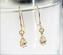 「華」ダイヤモンド フック 揺れる しずく ピアス 0.20ct YG ko101 プレゼント 最高　3311_画像1